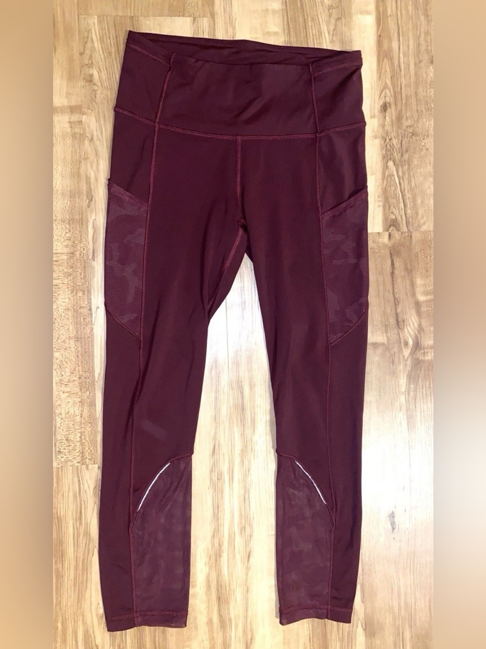Lululemon Leggings Womens 6 Red Maroon Camo Fast Free High Rise Crop